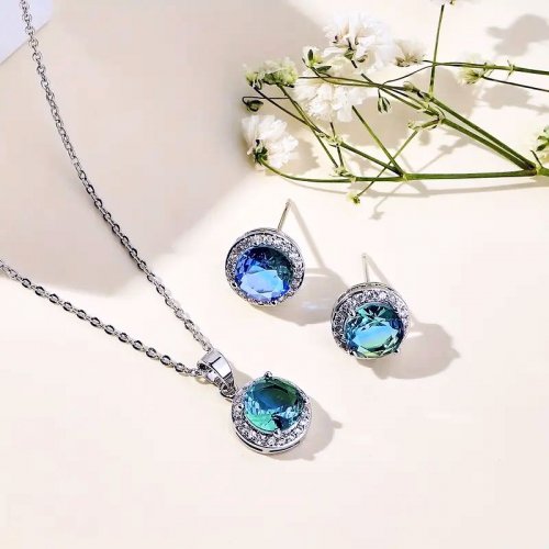 Set argint lant pandantiv cercei si crystale Zirconium Serenity Aquamarine Set argint lant pandantiv cercei si crystale Zirconium Serenity Aquamarine
