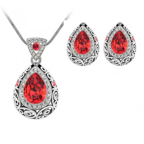 Set femei cercei lant si pandantiv Royal Red Madame Elemente Swarovski